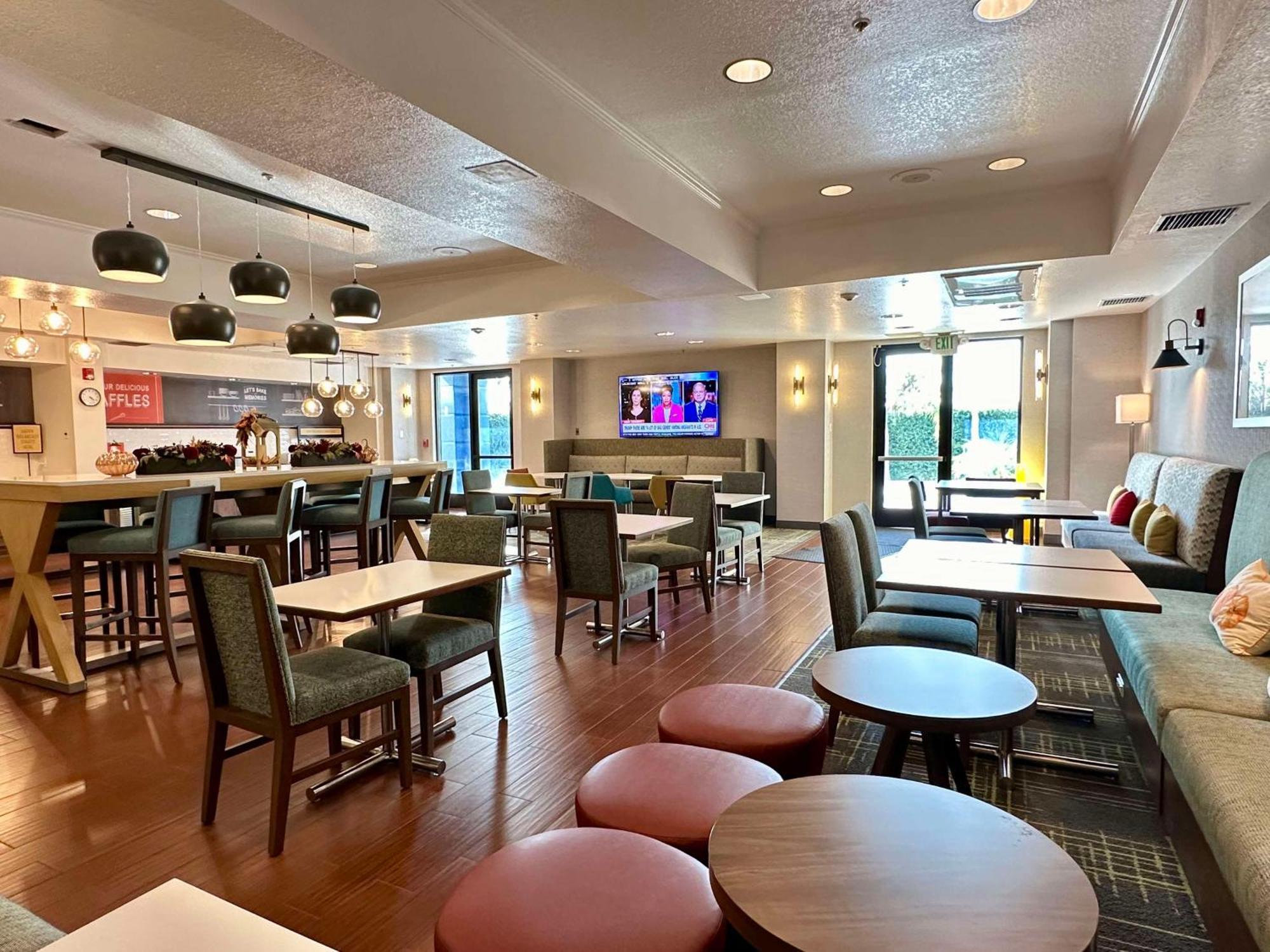 Hampton Inn & Suites Lathrop Exteriér fotografie