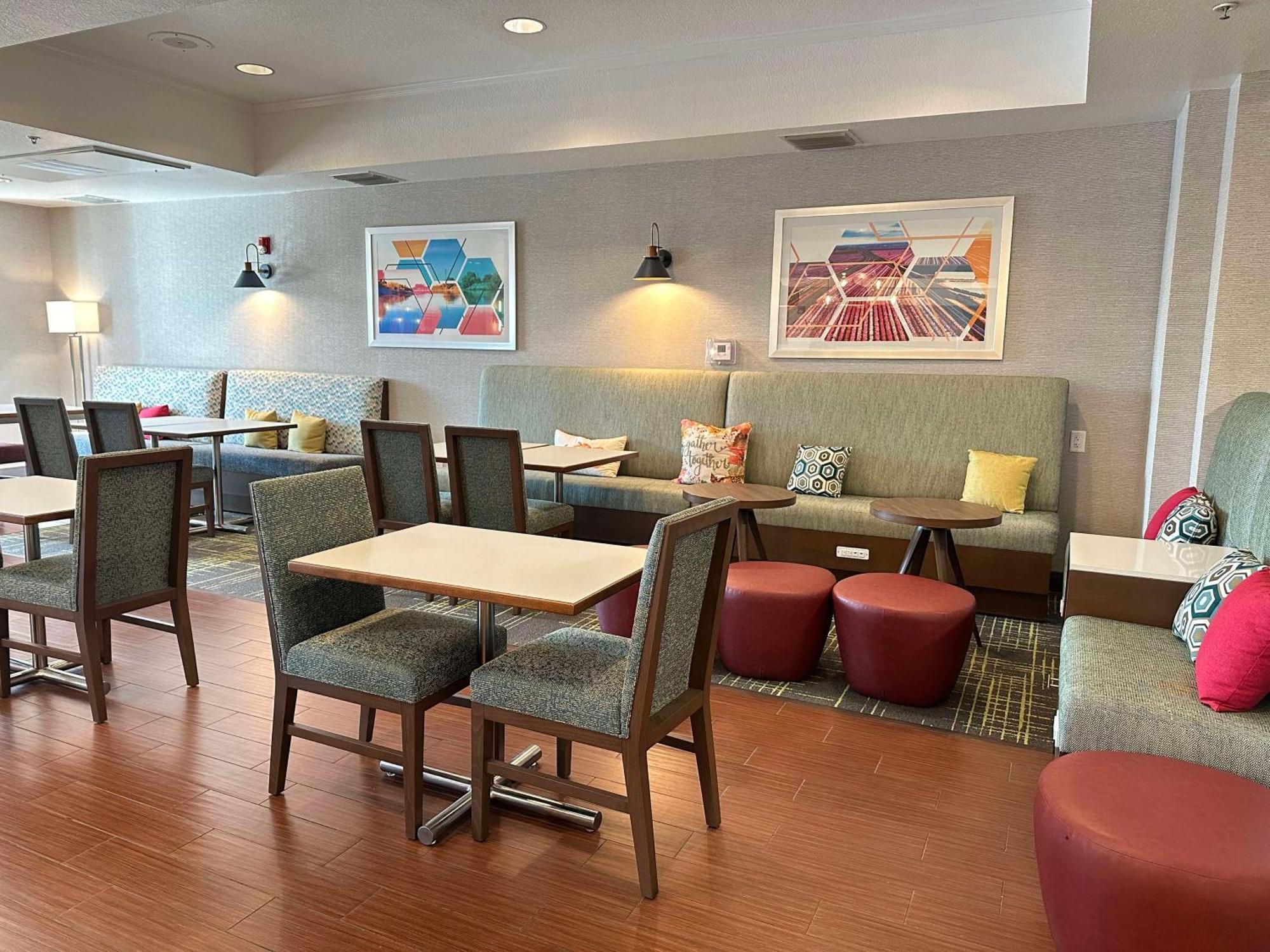 Hampton Inn & Suites Lathrop Exteriér fotografie