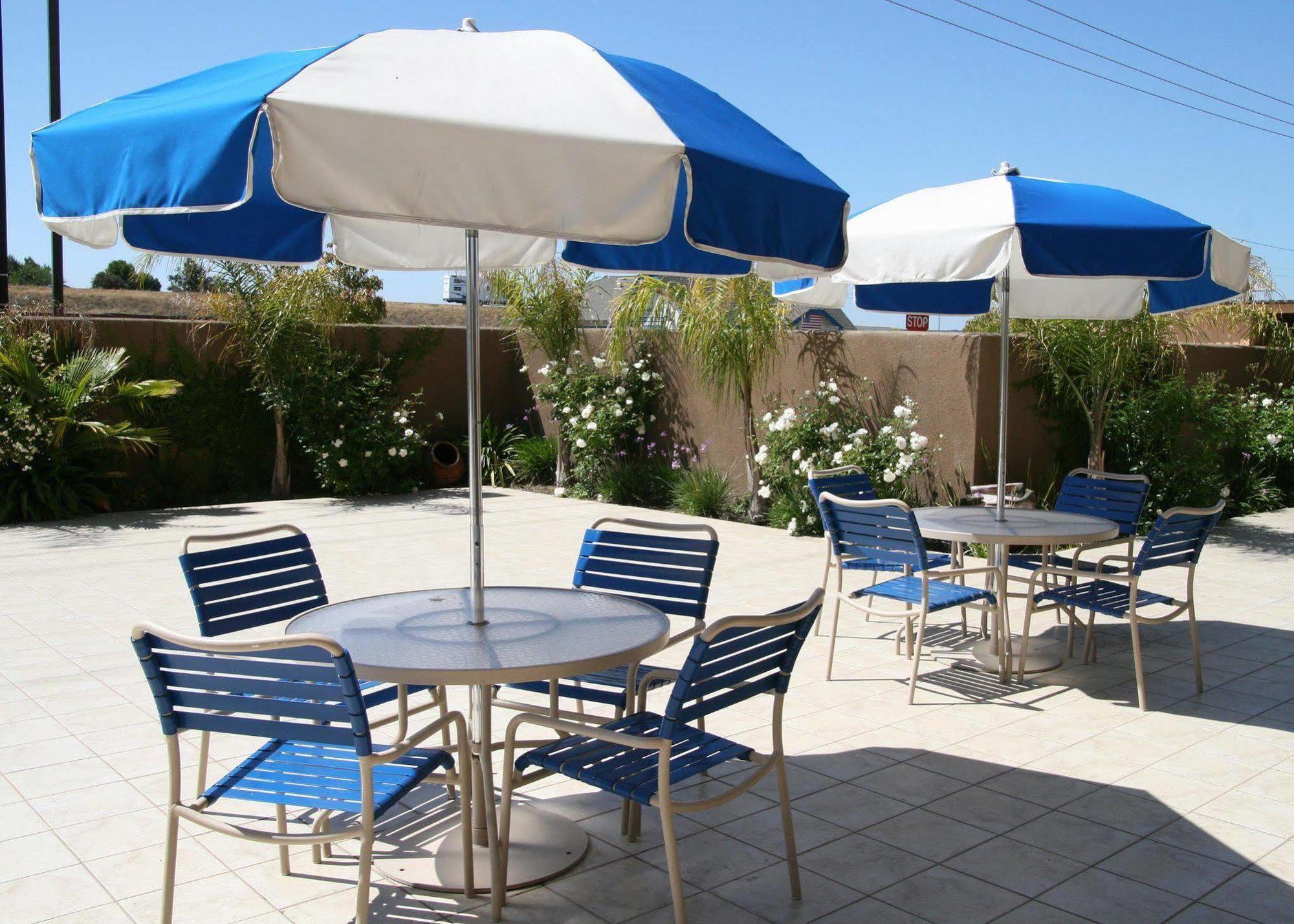 Hampton Inn & Suites Lathrop Restaurace fotografie